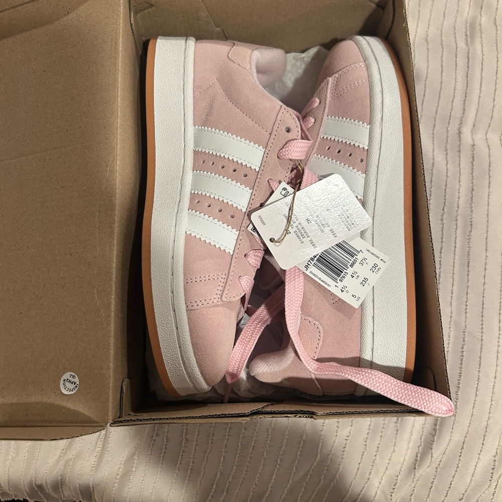 Big Kids Adidas campus sneakers